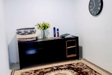 Taman Lembah Keramat AU5