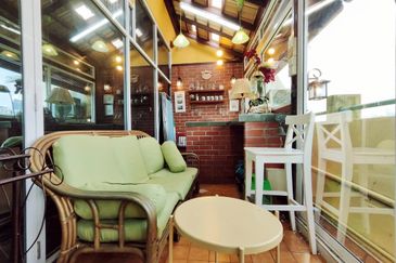 50% Discount Cheapest 4 Storey Bungalow House Taman Duta KL