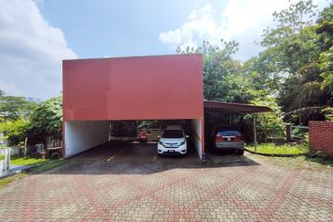 50% Discount Cheapest 4 Storey Bungalow House Taman Duta KL