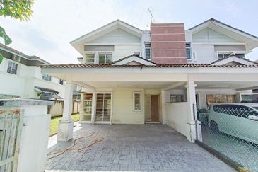 Taman Tasik Semenyih (Lake Residence)