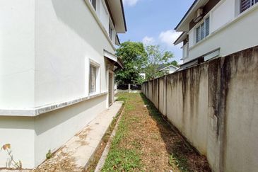 Taman Tasik Semenyih (Lake Residence)