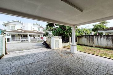 Taman Tasik Semenyih (Lake Residence)