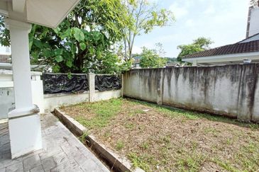 Taman Tasik Semenyih (Lake Residence)