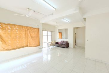 Taman Tasik Semenyih (Lake Residence)