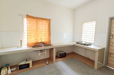 Taman Tasik Semenyih (Lake Residence)