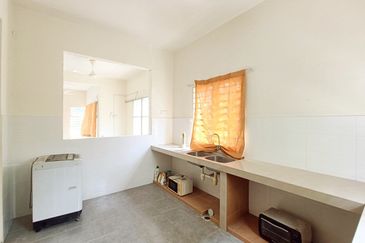 Taman Tasik Semenyih (Lake Residence)