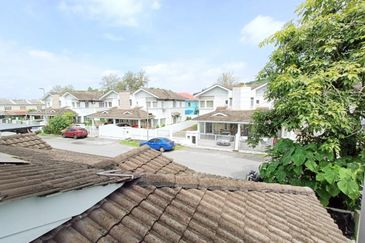 Taman Tasik Semenyih (Lake Residence)