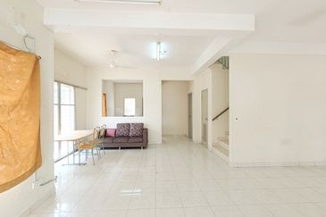 Taman Tasik Semenyih (Lake Residence)