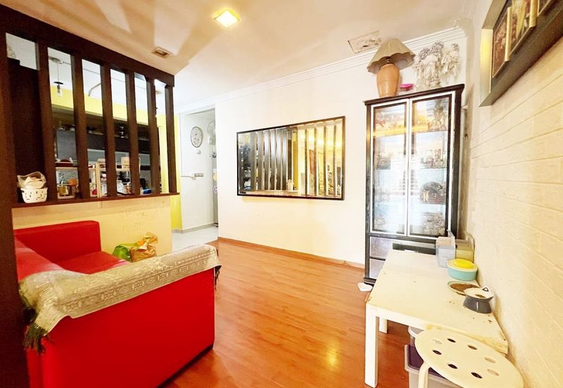 Taman Subang Pelangi