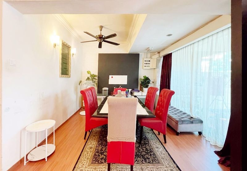 Taman Subang Pelangi