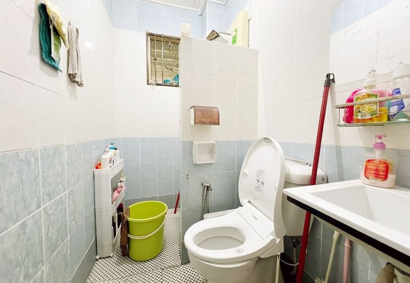 Taman Subang Pelangi