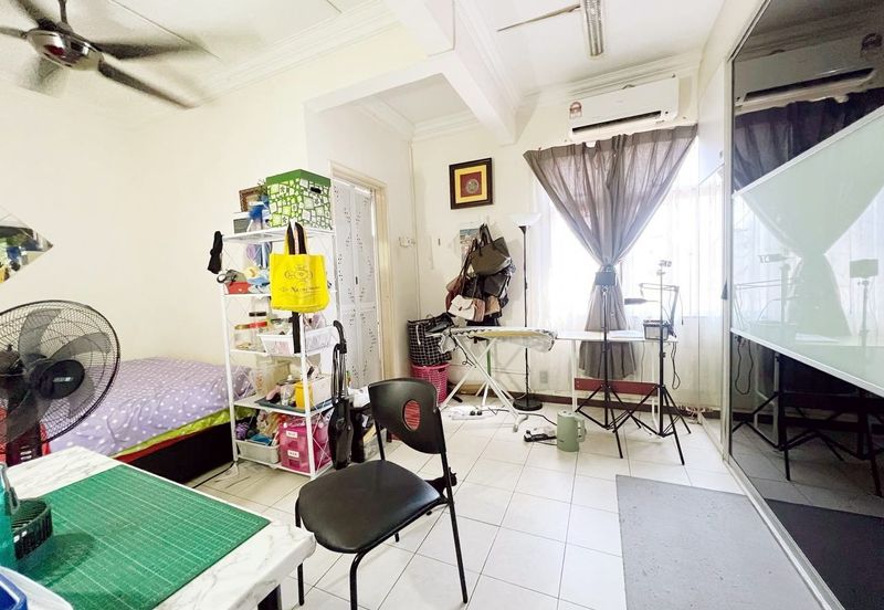 Taman Subang Pelangi