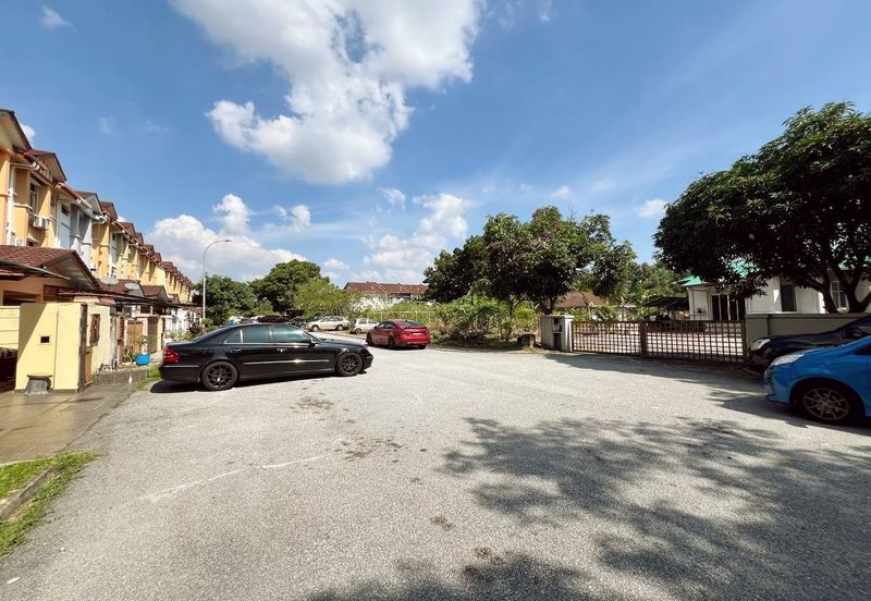 Taman Subang Pelangi