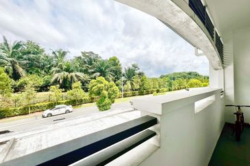 Cradleton @ Eco Majestic