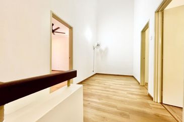 Facing Open Double Storey Mutiara Damansara Petaling Jaya for sale