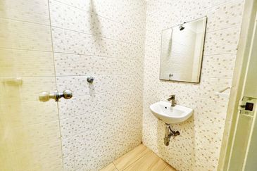 Facing Open Double Storey Mutiara Damansara Petaling Jaya for sale