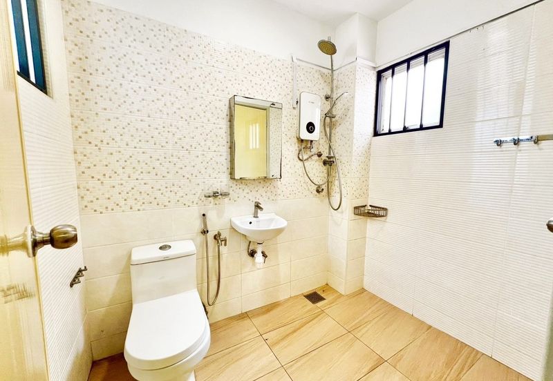 Facing Open Double Storey Mutiara Damansara Petaling Jaya for sale