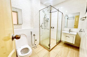 Facing Open Double Storey Mutiara Damansara Petaling Jaya for sale