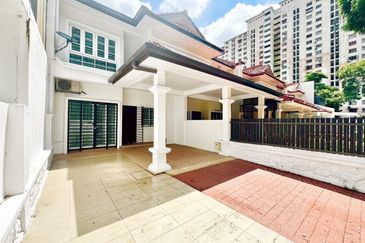 Facing Open Double Storey Mutiara Damansara Petaling Jaya for sale