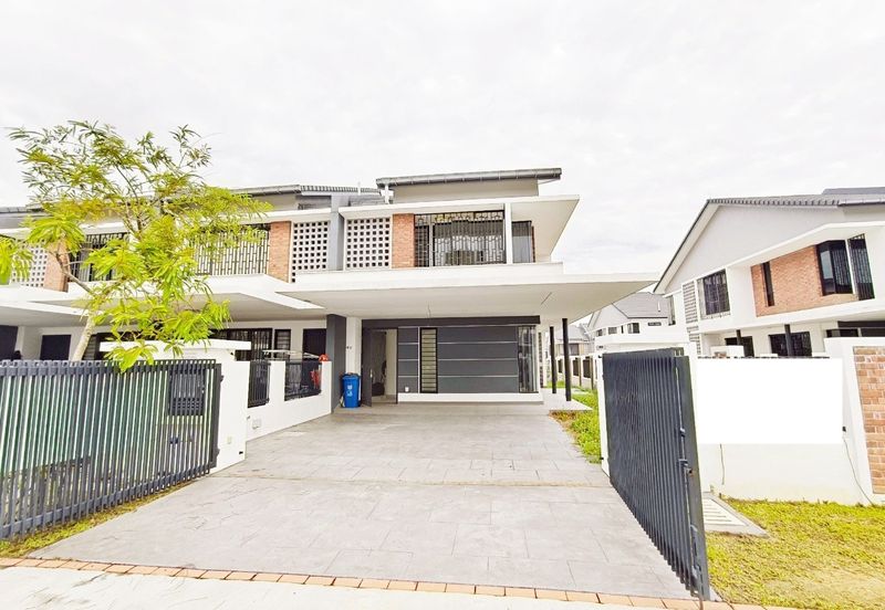 Elmina Green Three @ City of Elmina