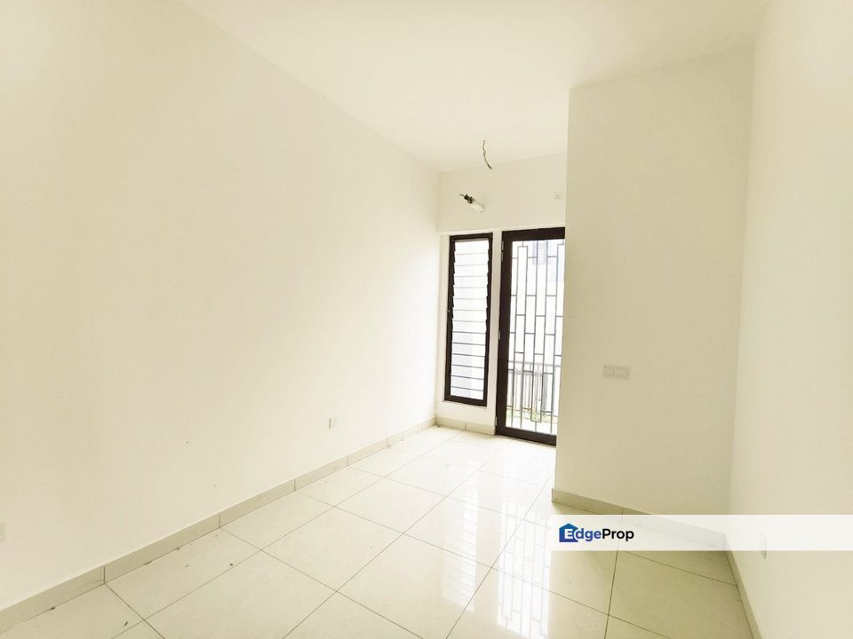 End Lot Double Storey House Elmina Green 3 Elmina West for sale, Selangor, Sungai Buloh