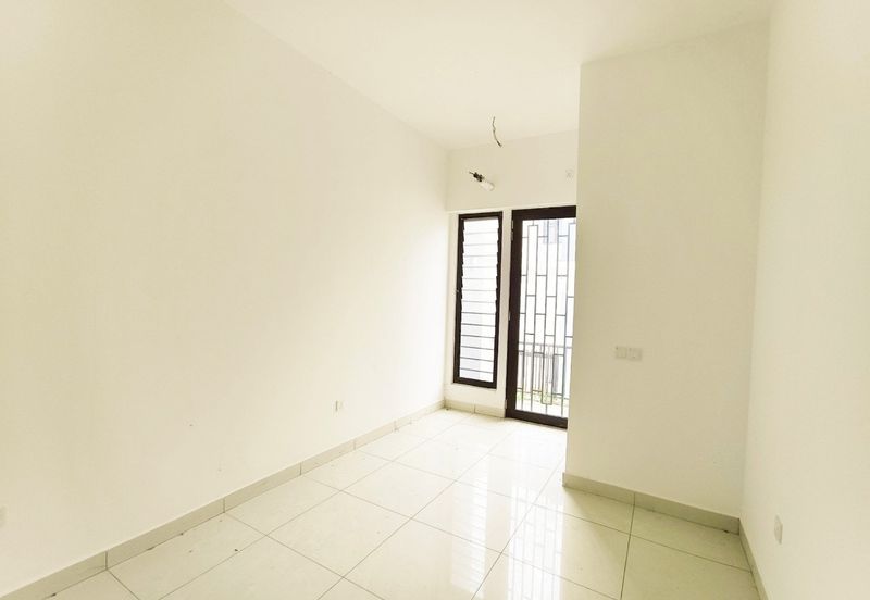 Elmina Green Three @ City of Elmina