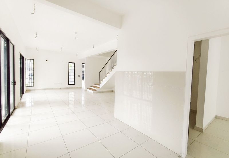 Elmina Green Three @ City of Elmina