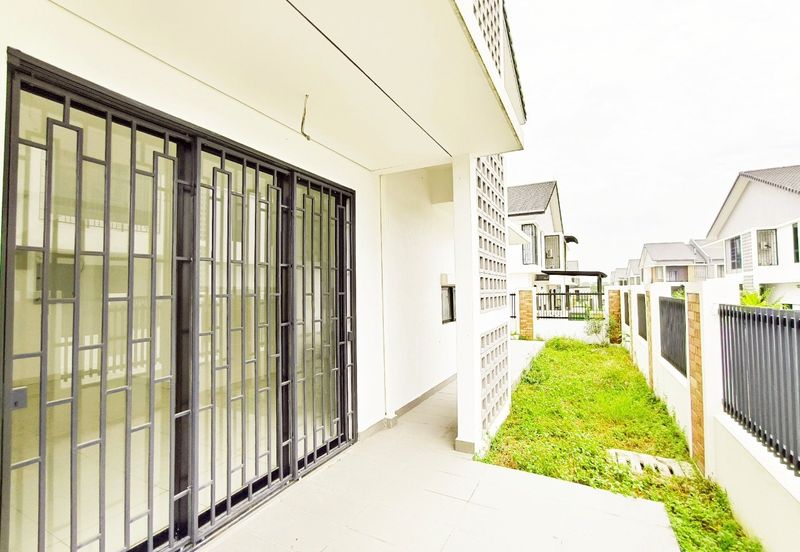 Elmina Green Three @ City of Elmina