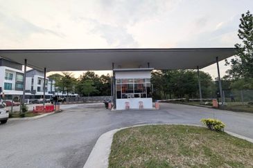 3 Storey Bungalow One Alam Jaya Residences Puncak Alam FOR SALE