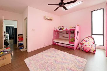 3 Storey Bungalow One Alam Jaya Residences Puncak Alam FOR SALE