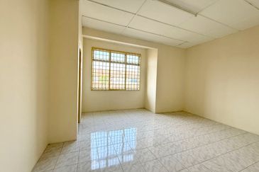 Jalan SP 4 @ Bandar Saujana Putra