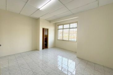 Jalan SP 4 @ Bandar Saujana Putra