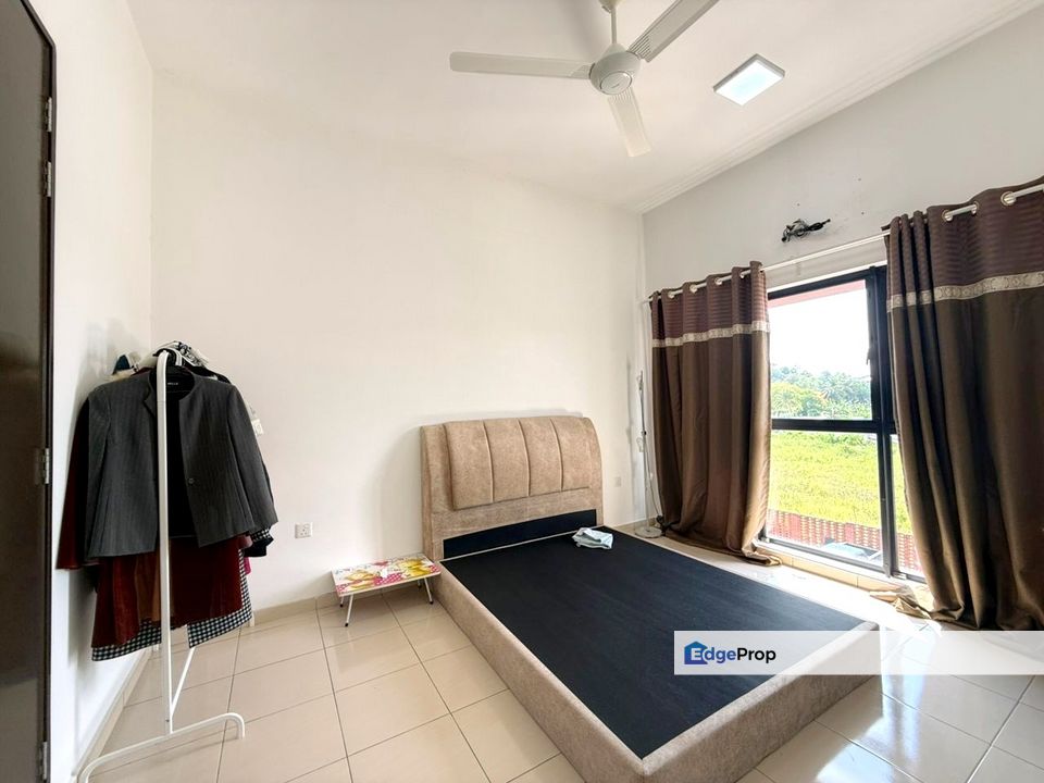 3 Storey Terrace House MYRA MERANTI Puchong for rent, Selangor, Puchong
