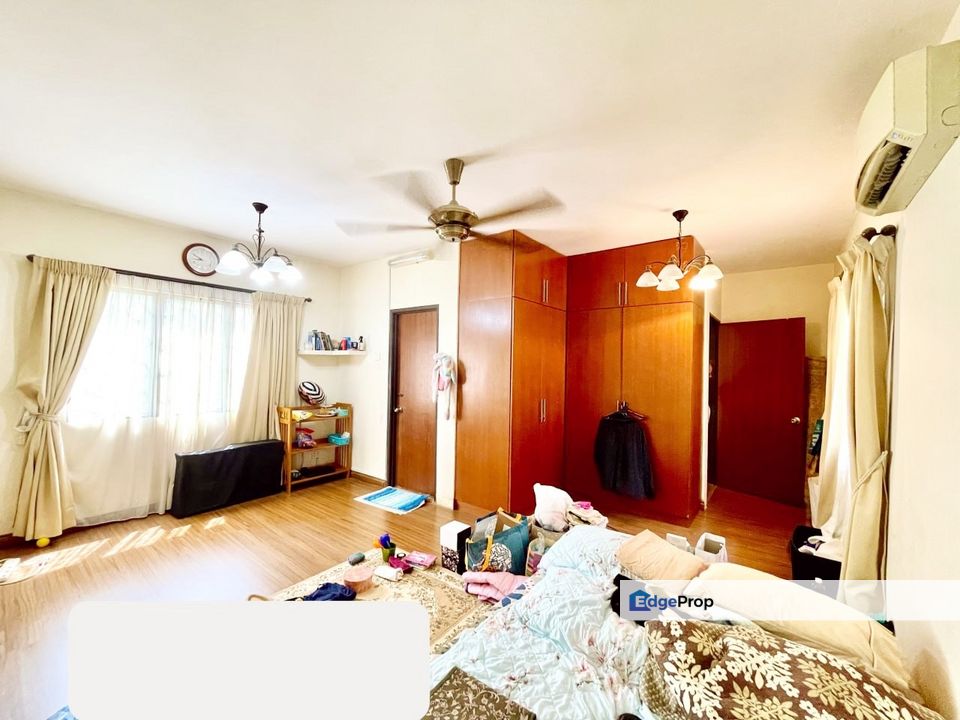 Renovated End Road 2 Storey Bungalow Seksyen 16 Petaling Jaya for sale, Selangor, Petaling Jaya