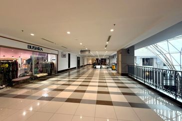 Shaftsbury Putrajaya Mall
