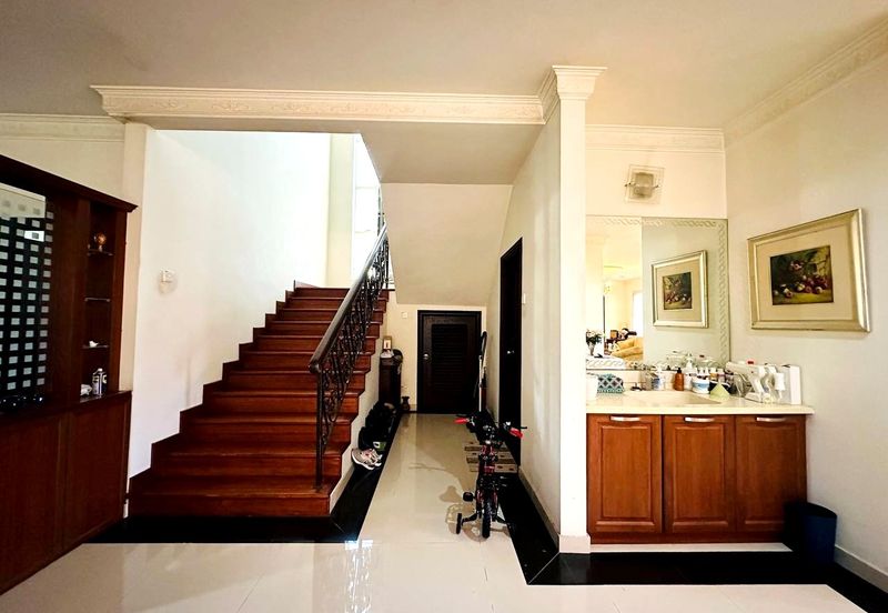 Seksyen 8, Kota Damansara