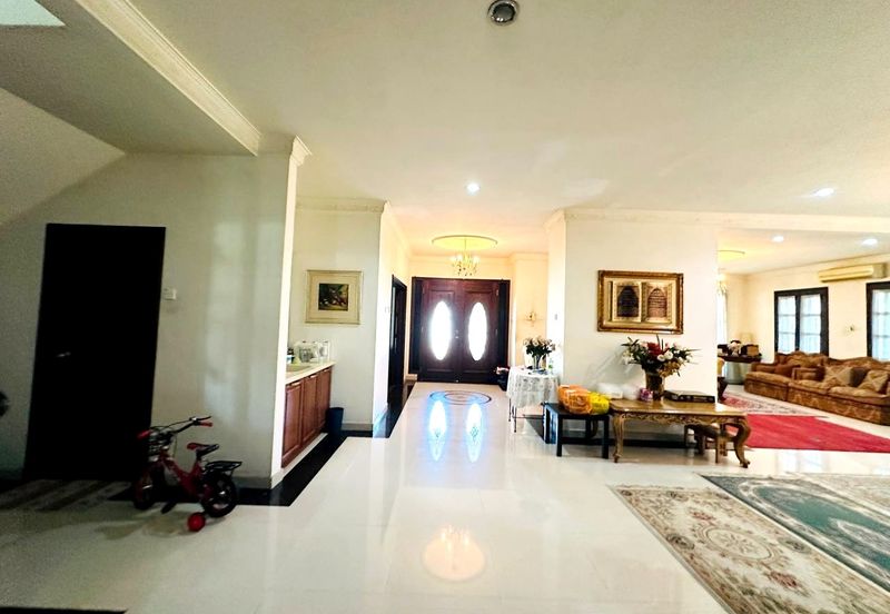 Seksyen 8, Kota Damansara