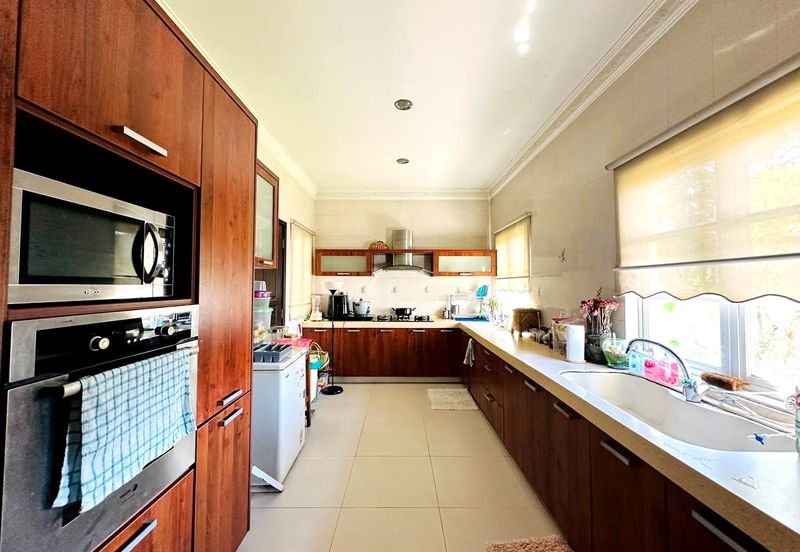 Seksyen 8, Kota Damansara