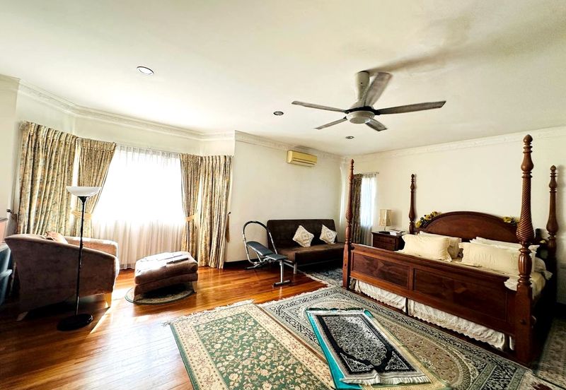 Seksyen 8, Kota Damansara