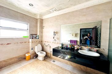 Seksyen 8, Kota Damansara