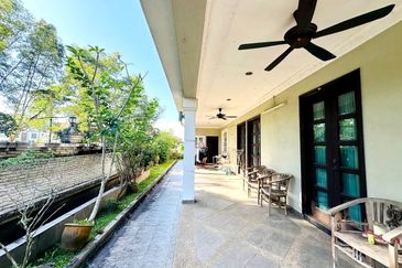 Seksyen 8, Kota Damansara