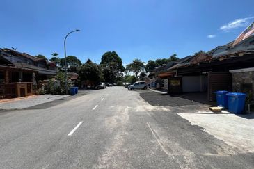 Renovated Double Storey Jalan Nova Subang Bestari FOR SALE