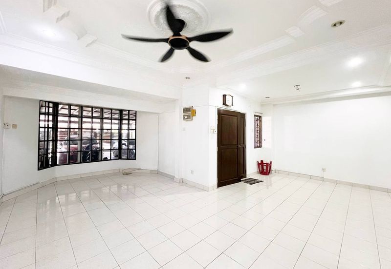 Renovated Double Storey Jalan Nova Subang Bestari FOR SALE