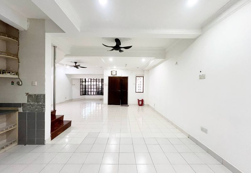Renovated Double Storey Jalan Nova Subang Bestari FOR SALE