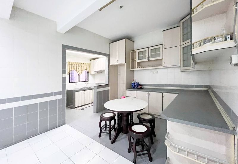 Renovated Double Storey Jalan Nova Subang Bestari FOR SALE