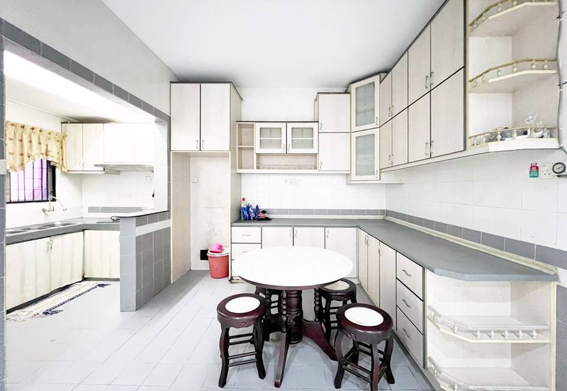 Renovated Double Storey Jalan Nova Subang Bestari FOR SALE