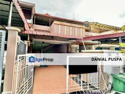 Townhouse Laman 2 Bandar Seri Putra Bangi FOR SALE, Selangor, Bangi