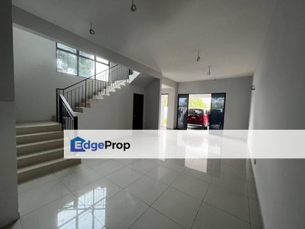 Two Storey Terrace (End Lot) Kajang East Precinct 4, Selangor, Semenyih