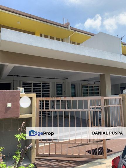 DOUBLE STOREY TAMAN DESA MAYANG SARI NILAI (PARTLY FURNISHED), Negeri Sembilan, Nilai