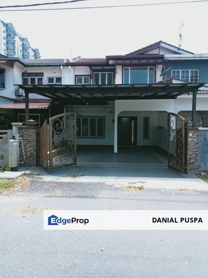 FULLY RENOVATED FACING OPEN 2 STOREY @ TAMAN PASIR EMAS SUNGAI CHUA KAJANG, Selangor, Kajang